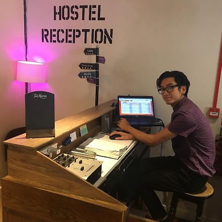 Kings Arm'S Hostel Brighton Екстериор снимка
