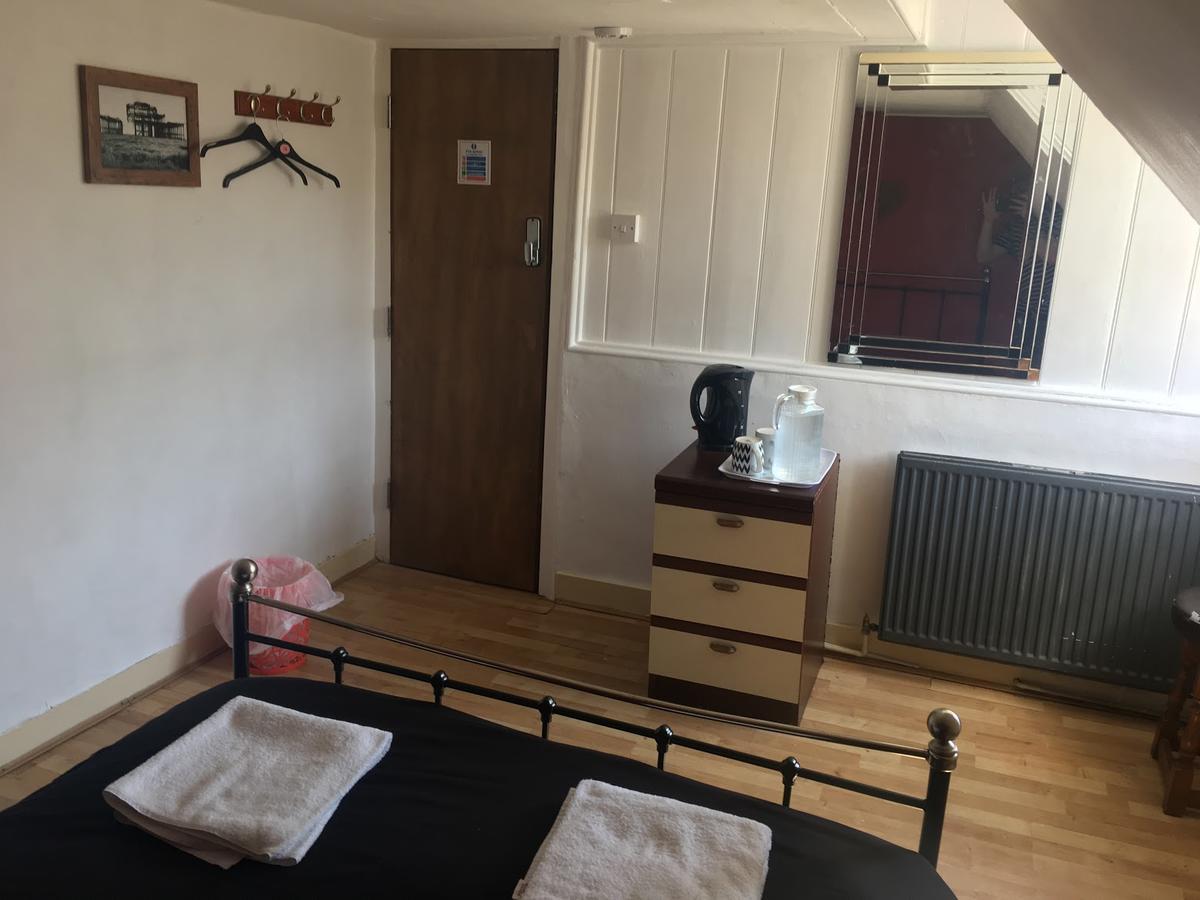Kings Arm'S Hostel Brighton Екстериор снимка